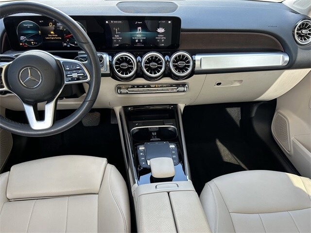 2022 Mercedes Benz GLB 250 photo 3