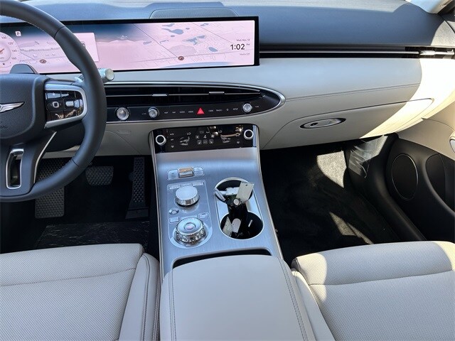 2026 Genesis GV70 2.5T Select photo 4