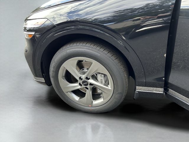 2026 GENESIS GV70 Standard - Photo 11