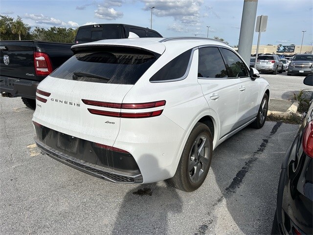 2026 Genesis GV70 2.5T Advanced photo 2