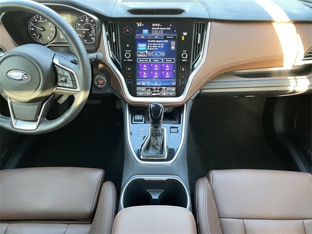 2022 Subaru Outback Touring photo 3