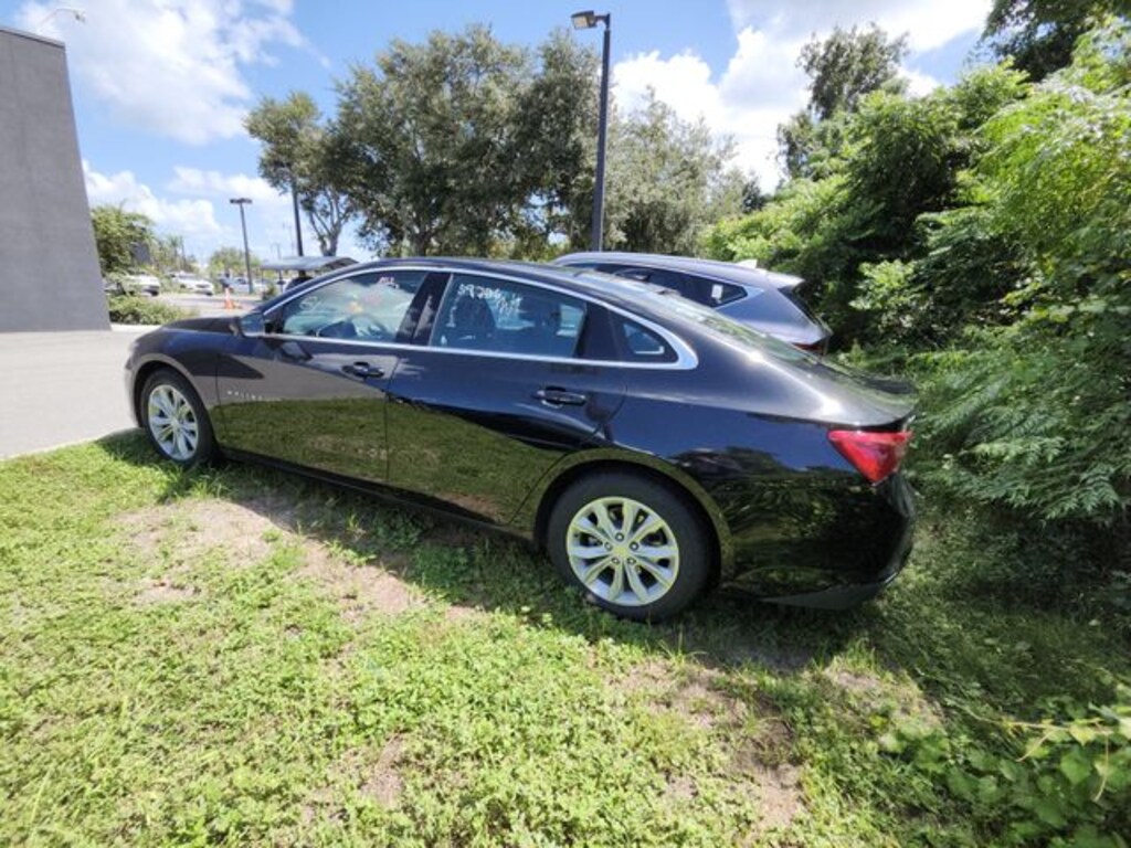 Used 2025 Chevrolet Malibu LT Sedan
