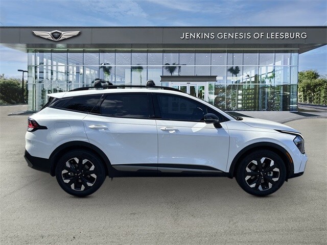 2023 Kia Sportage Plug-In Hybrid X-Line photo 3
