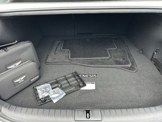 2026 GENESIS G70 Standard - Photo 33
