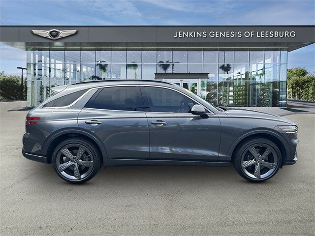 2022 Genesis GV70 3.5T Sport photo 3
