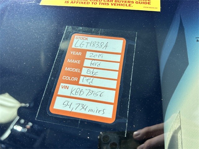 2019 Ford Edge SEL photo 4