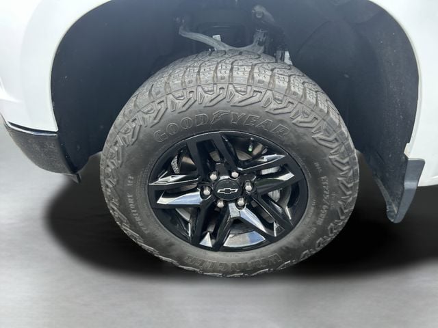 2024 Chevrolet Silverado 1500 Custom - Photo 36