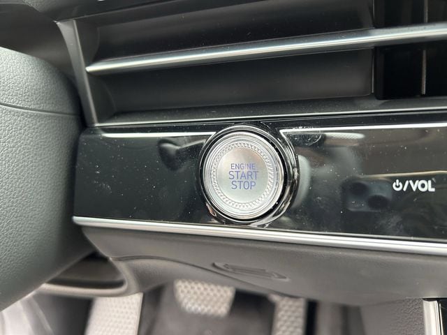 2026 GENESIS GV70 Advanced - Photo 30