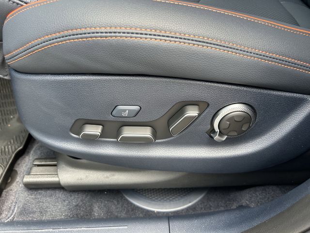 2026 GENESIS GV70 Sport Advanced - Photo 20