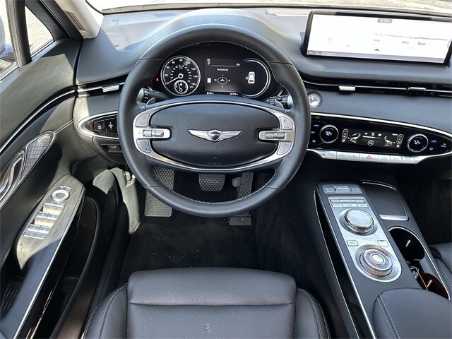 2023 Genesis GV70 2.5T photo 3