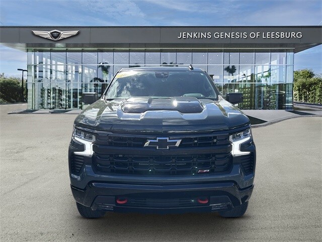 2025 Chevrolet Silverado 1500 LT Trail Boss photo 2