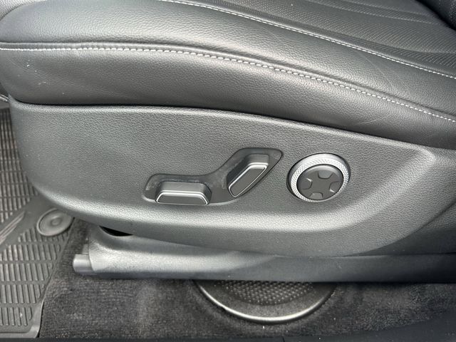 2026 GENESIS GV80 Standard - Photo 25