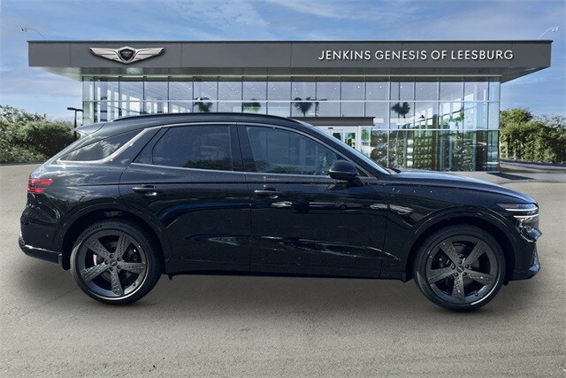 2025 Genesis GV70 3.5T Sport Prestige photo 3