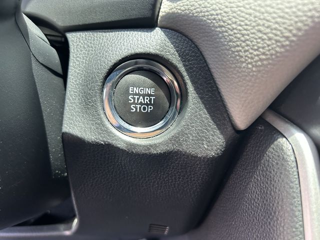 2021 Toyota RAV4 XLE Premium - Photo 33