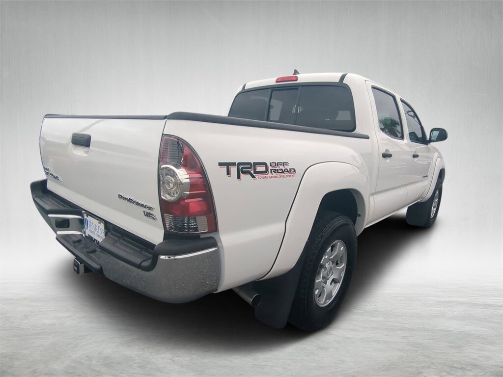 2012 Toyota Tacoma PreRunner V6 Double Cab photo 3