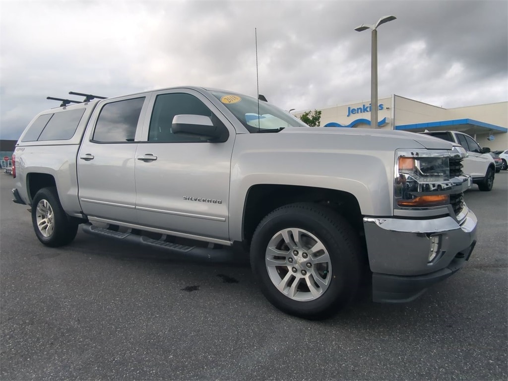 Used 2018 Chevrolet Silverado 1500 LT Truck Crew Cab
