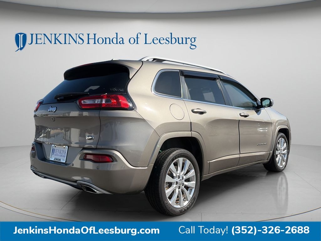 Used 2017 Jeep Cherokee Overland SUV