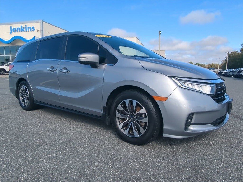 2023 Honda Odyssey EX-L photo 2
