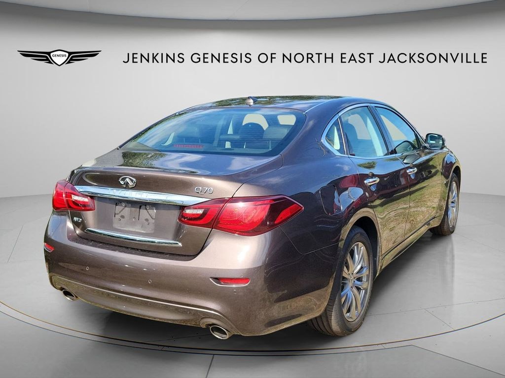 Used 2019 INFINITI Q70 3.7X LUXE Sedan