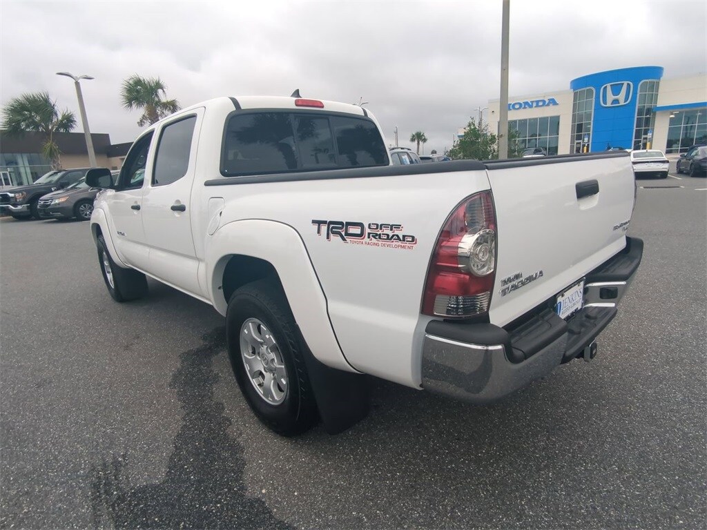 2012 Toyota Tacoma PreRunner V6 Double Cab photo 4