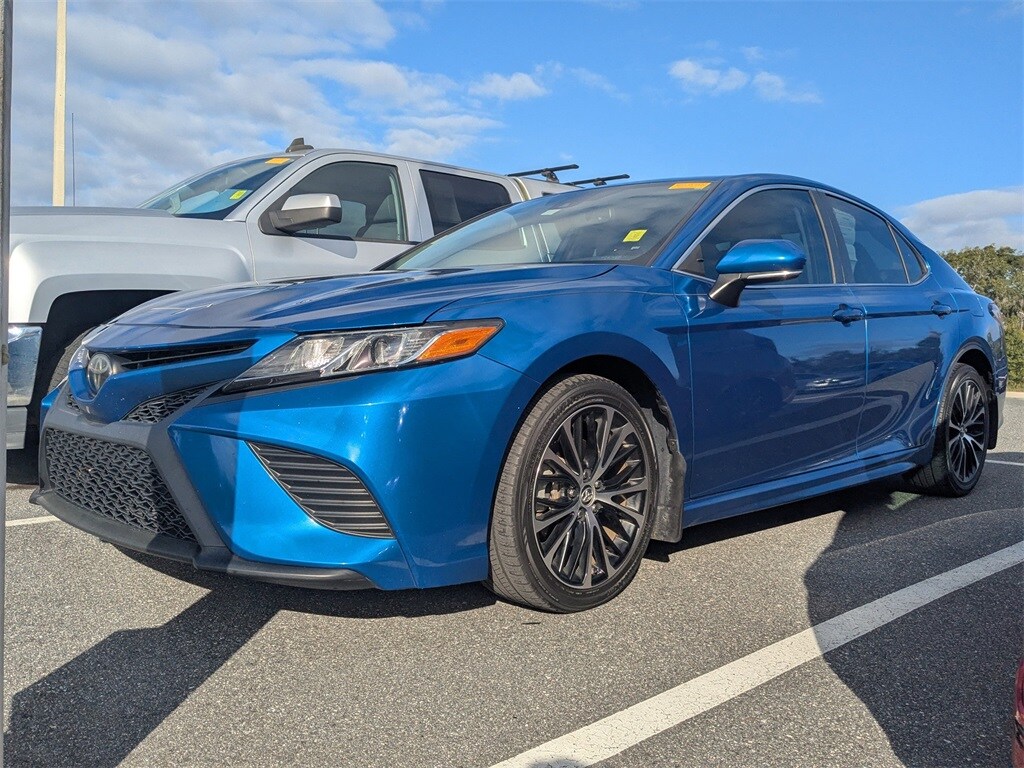 2019 Toyota Camry L photo 3