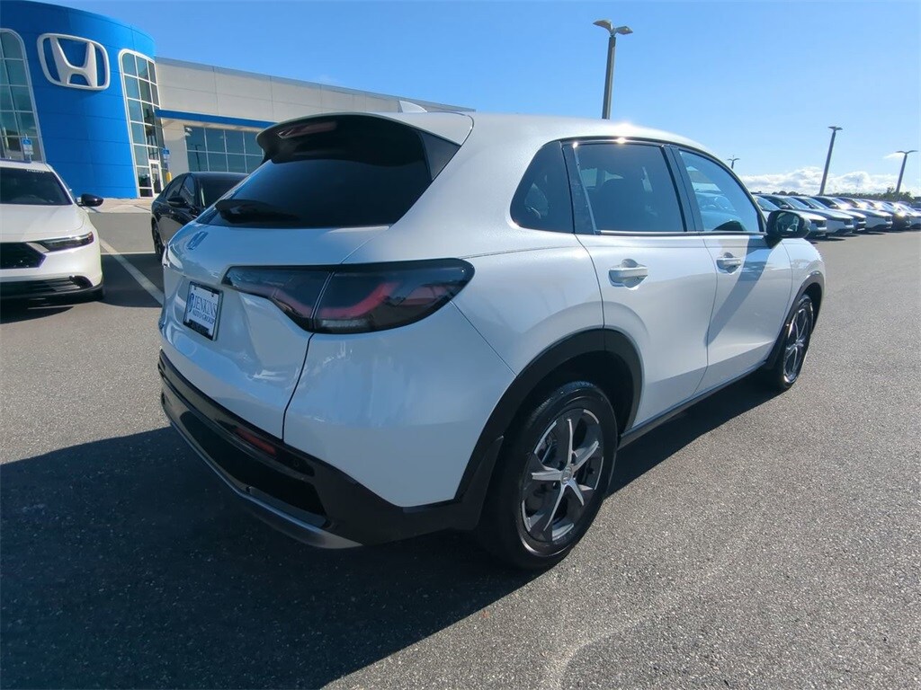 2023 Honda HR-V EX-L 2WD photo 4