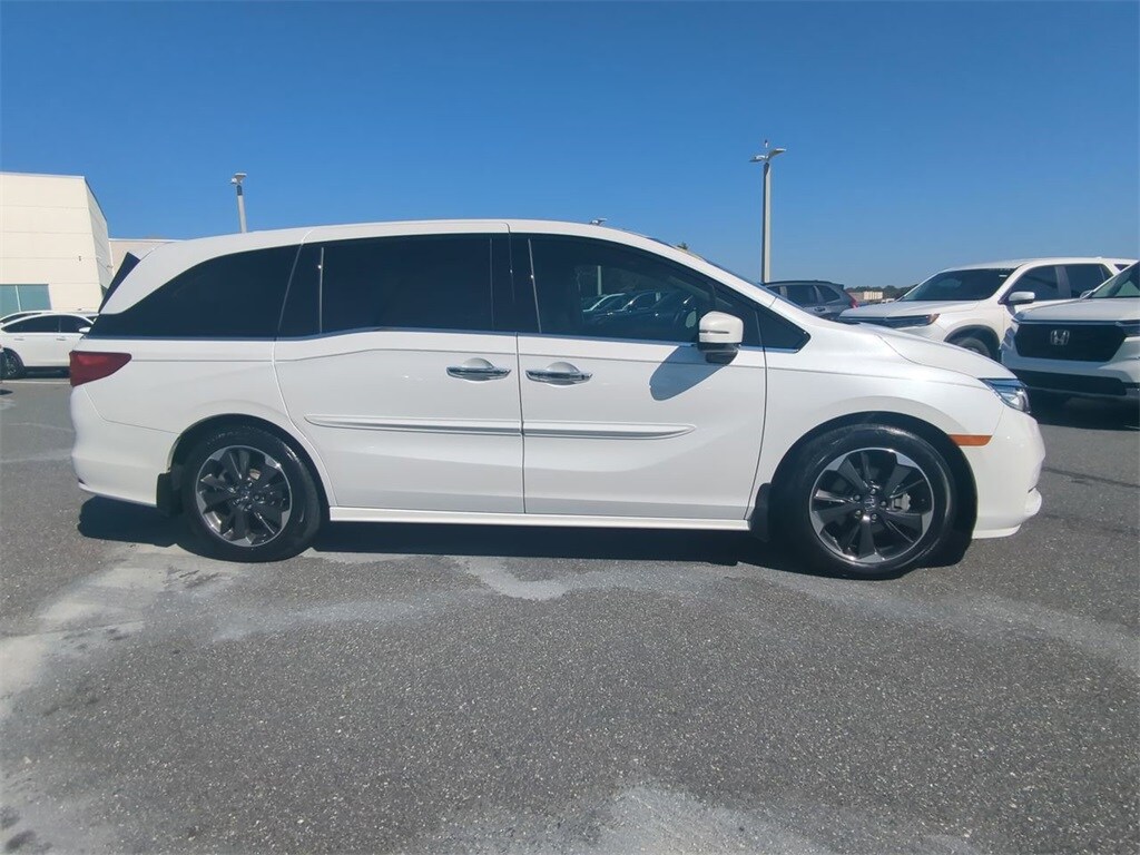 Certified 2023 Honda Odyssey Elite Van