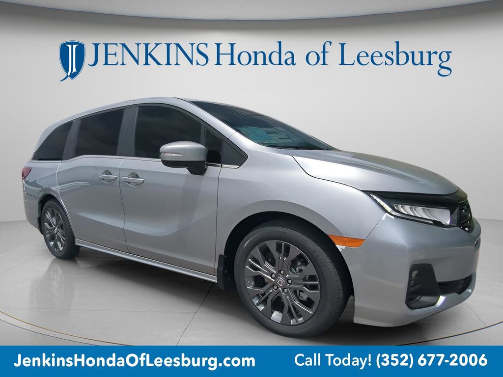 2026 Honda Odyssey Touring's photo