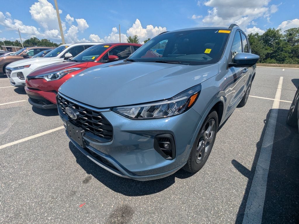 Used 2023 Ford Escape ST-Line Select SUV