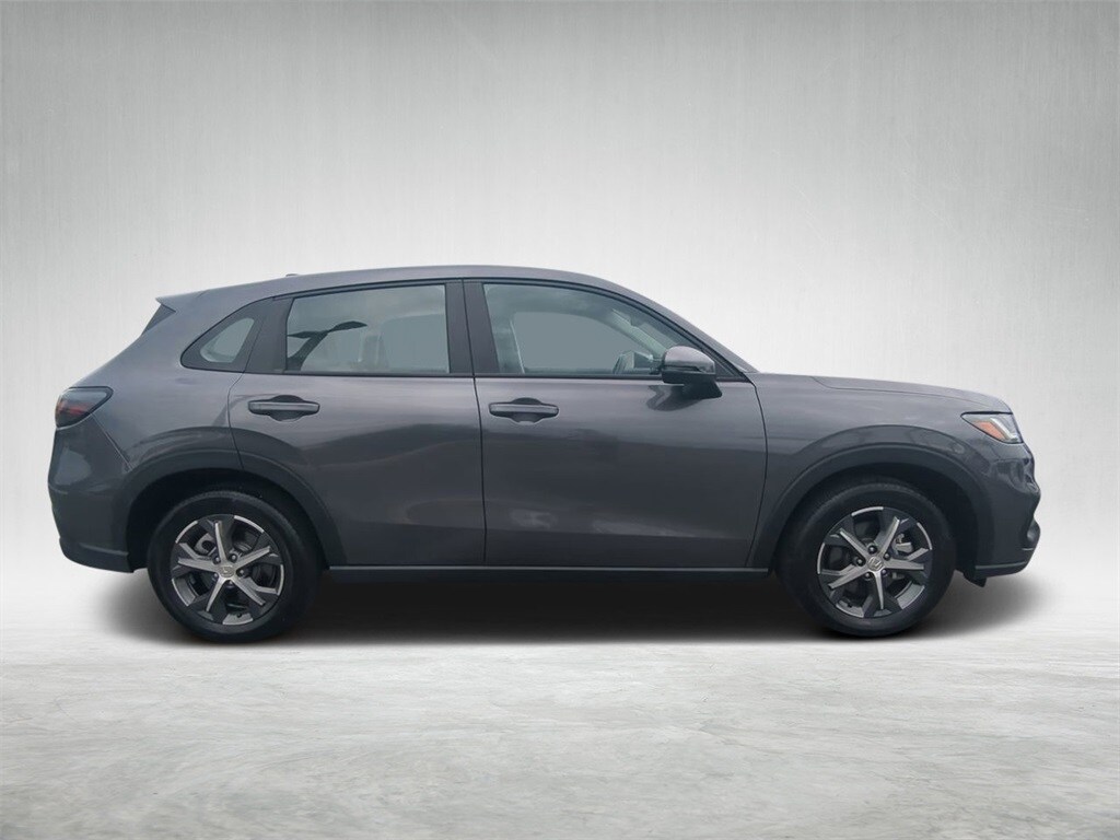 2024 Honda HR-V LX photo 2