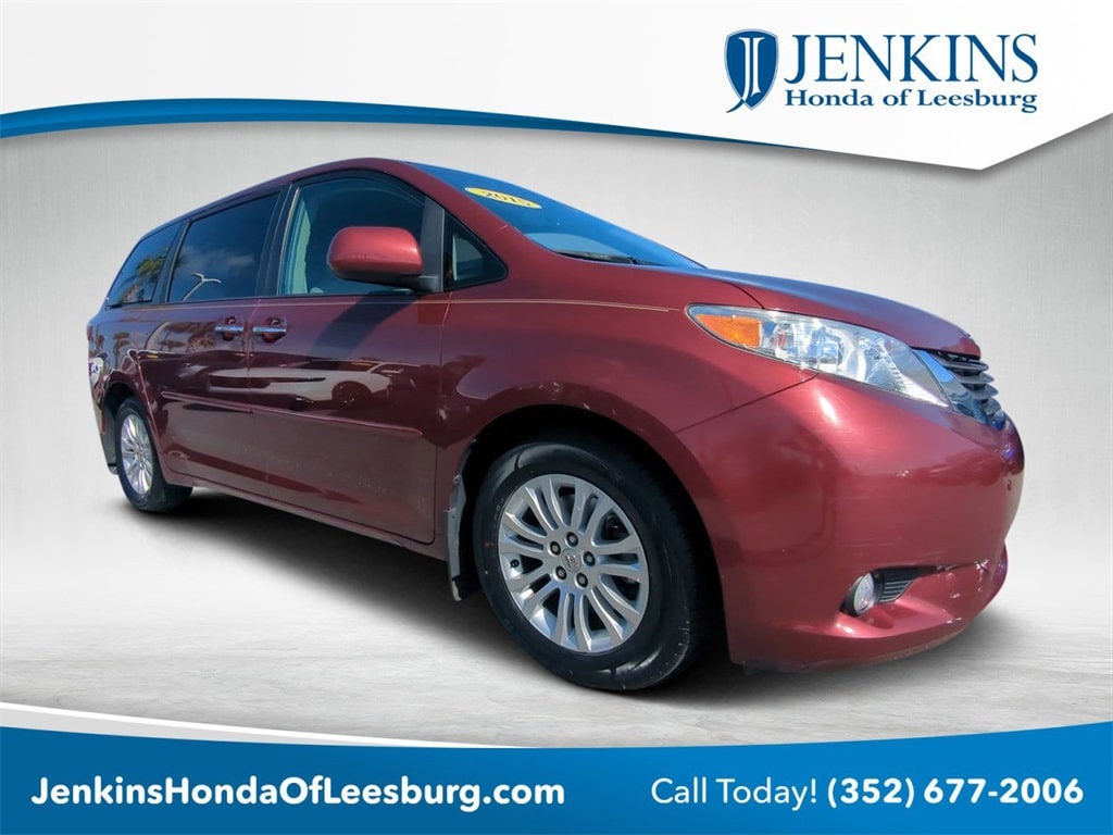 2015 Toyota Sienna L