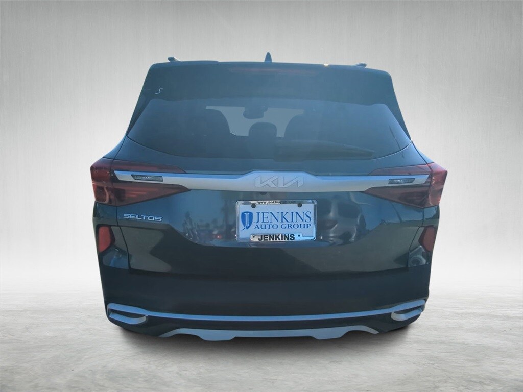 2022 Kia Seltos S photo 3