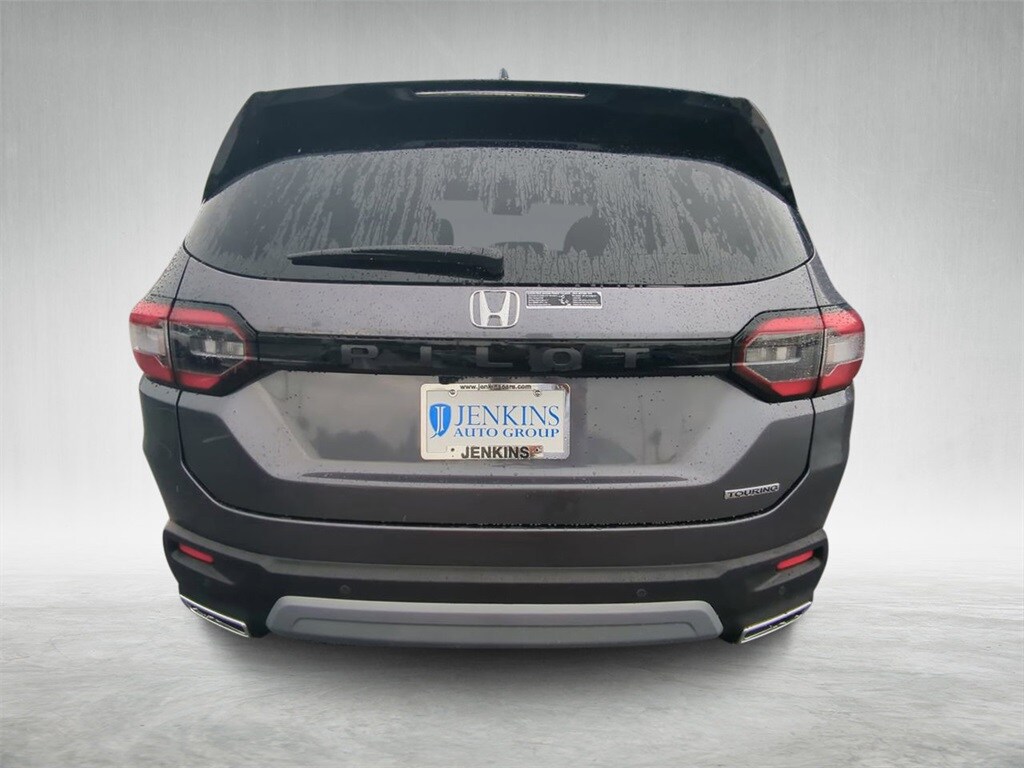 2025 Honda Pilot Touring photo 3