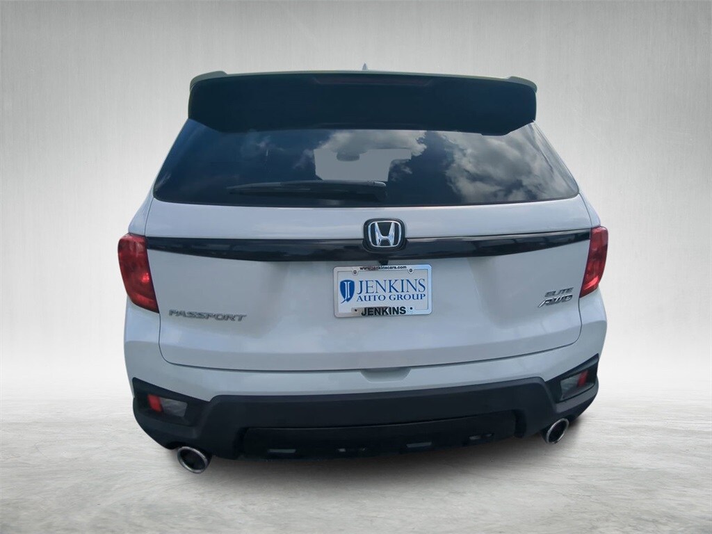 2023 Honda Passport Elite photo 4