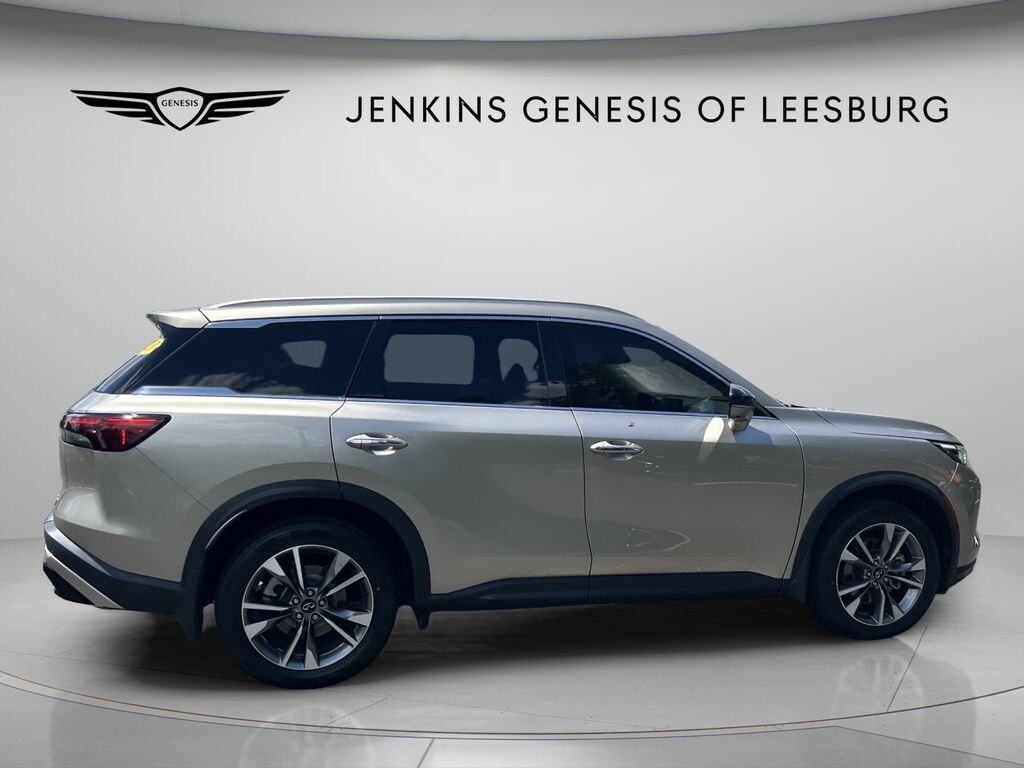 Used 2023 INFINITI QX60 LUXE SUV