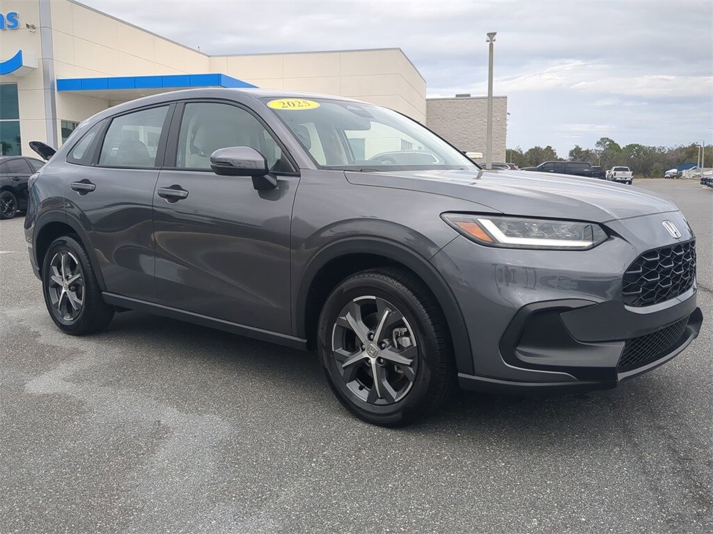 2024 Honda HR-V LX photo 2