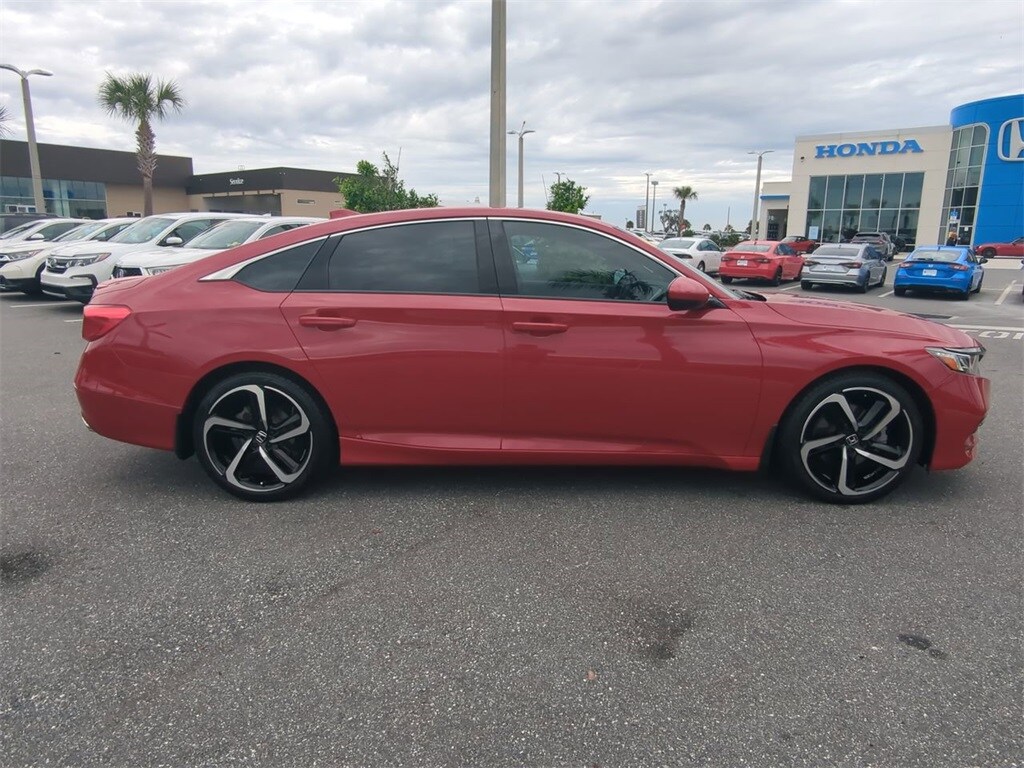 2018 Honda Accord Sport photo 3
