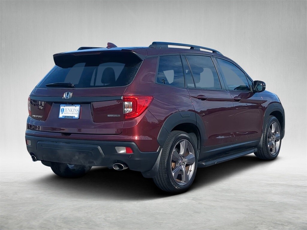 2021 Honda Passport Touring photo 2
