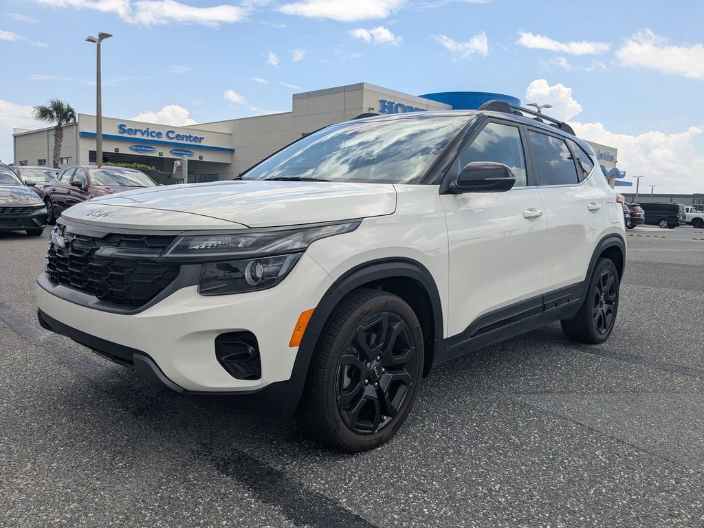 Used 2024 Kia Seltos X-Line SUV