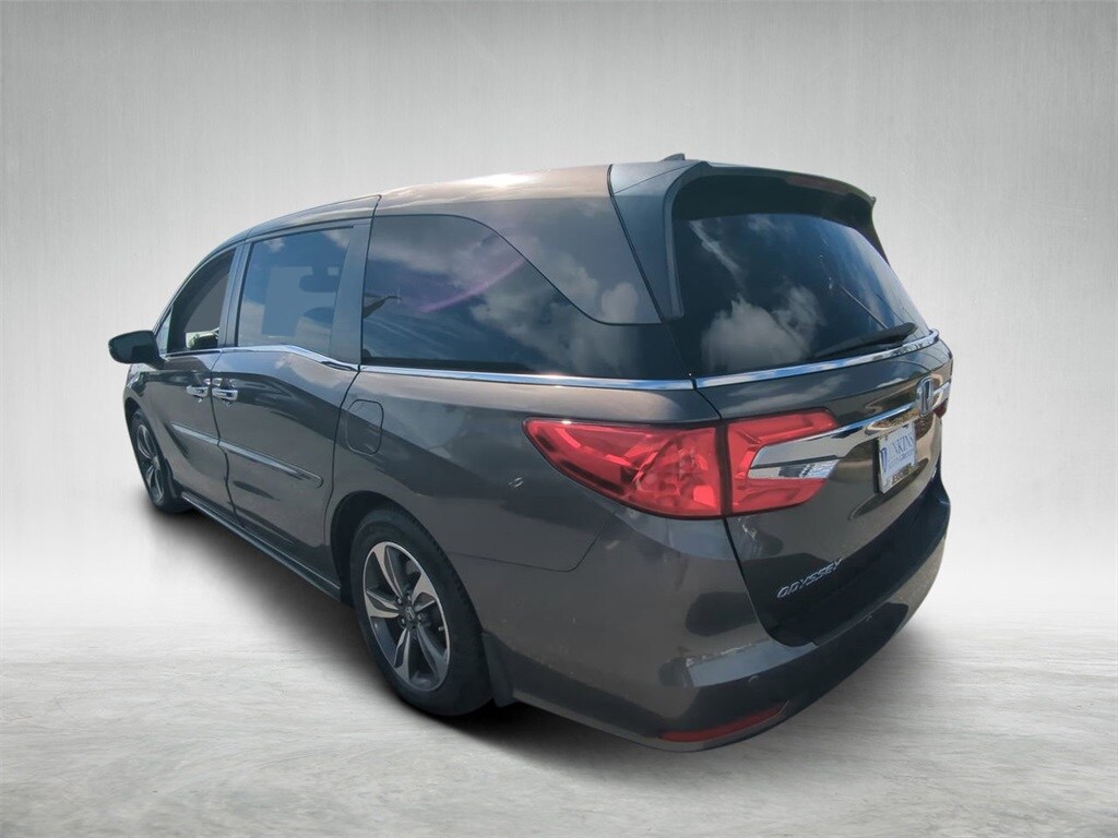 2018 Honda Odyssey Touring photo 4
