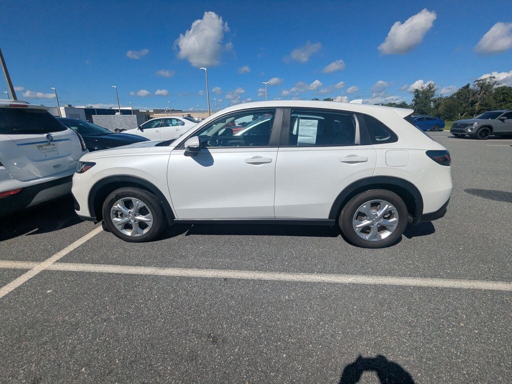 Used 2025 Honda HR-V LX SUV