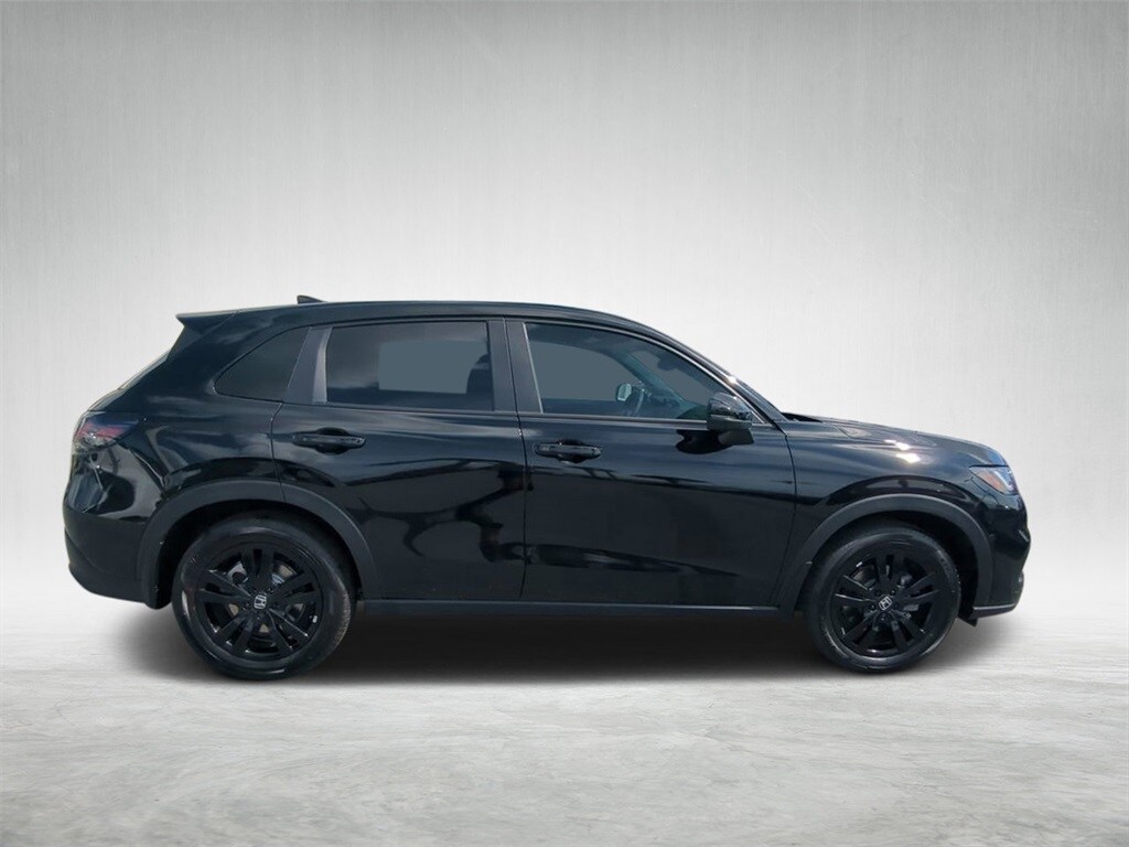 2026 Honda HR-V Sport photo 2