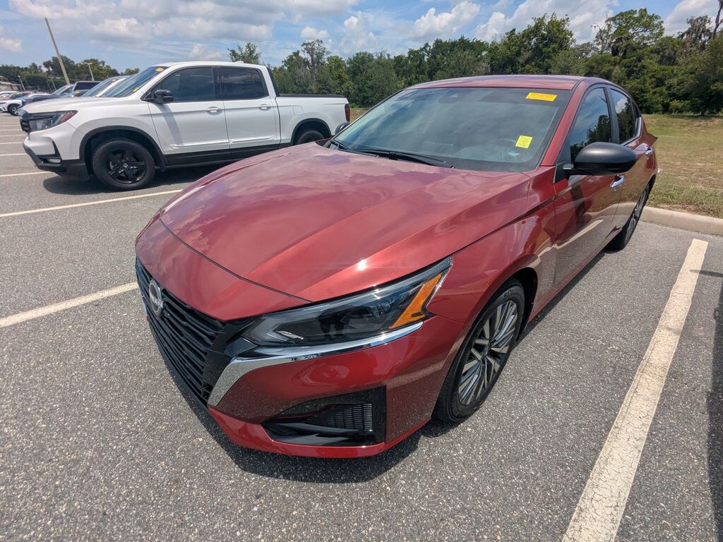 Used 2025 Nissan Altima SV Sedan