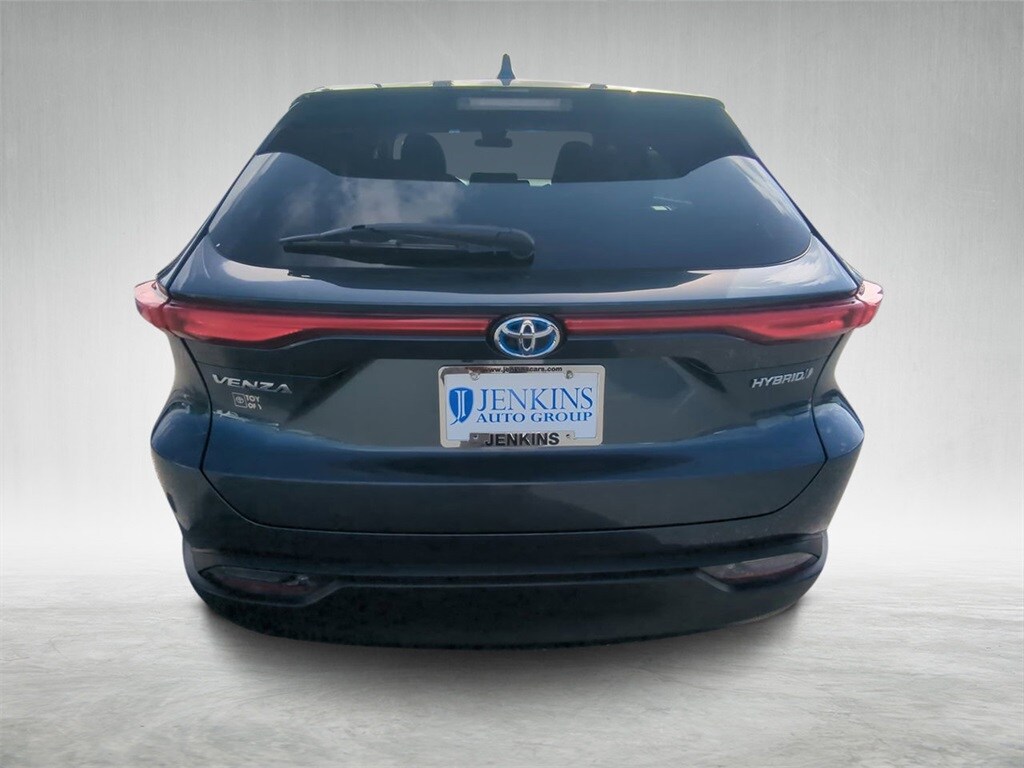2021 Toyota Venza LE photo 4