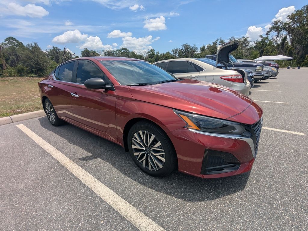 Used 2025 Nissan Altima SV Sedan