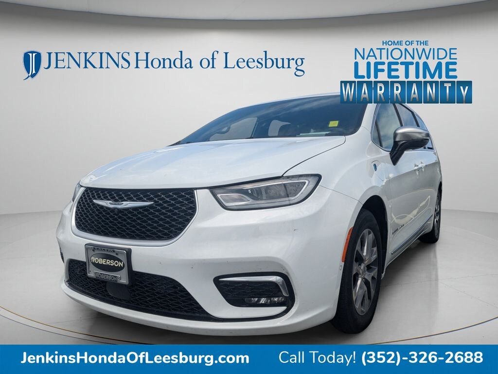 Used 2023 Chrysler Pacifica Plug-In Hybrid Pinnacle Van Passenger Van