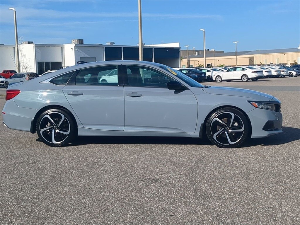 2022 Honda Accord Sport 1.5T photo 3