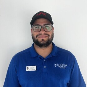 Staff member Cris Burgos from e17df72d560a