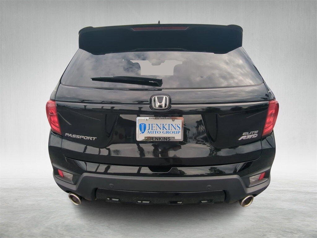 2023 Honda Passport Elite photo 3