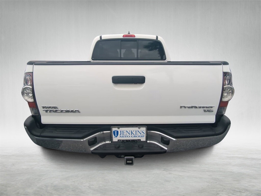 2012 Toyota Tacoma PreRunner V6 Double Cab photo 4
